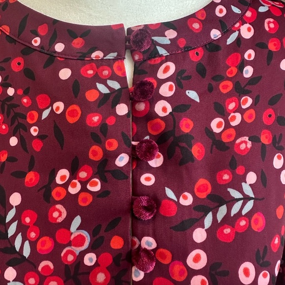 LOFT Blouse Top Velvet Buttons Red & Pink Floral with Cuffed Sleeves Small - Picture 3 of 7